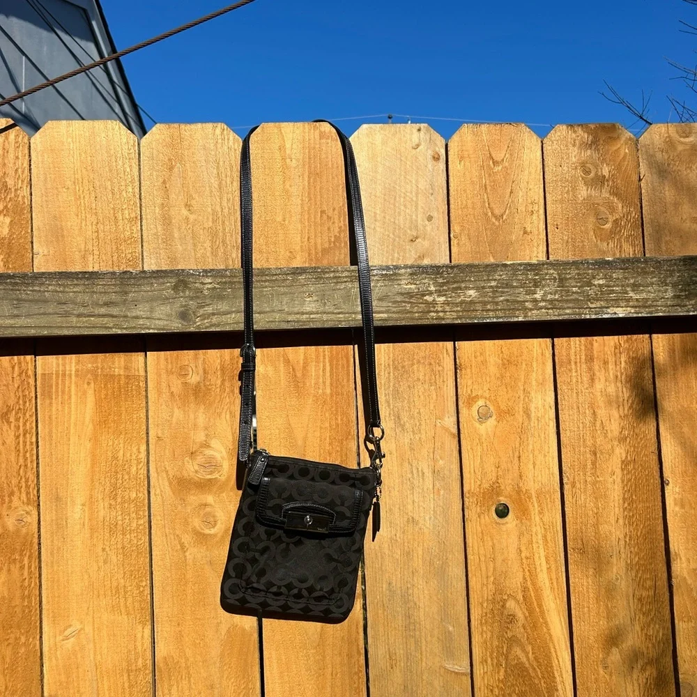 Coach shoulder crossbody y2k handbag in black‎